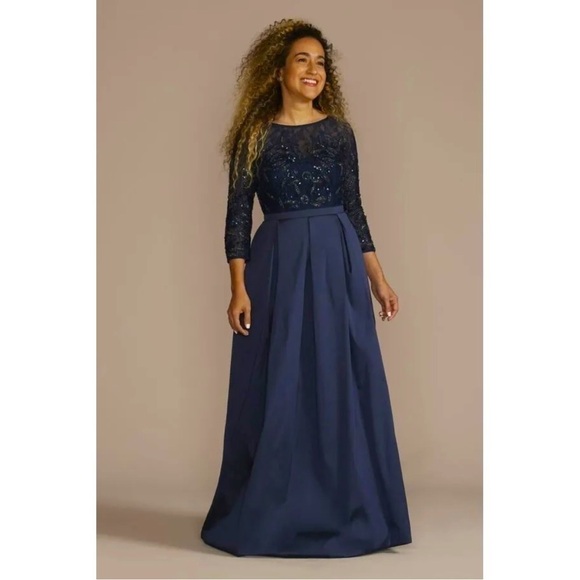 OLEG CASSINI Three Quarter Sleeve Beaded Lace Ball Gown Navy 16W - Picture 1 of 10